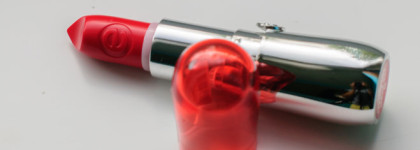 Трендово-глянцево-помадно или Essence Colour Up! Shine On! в оттенке 06 Strawberry Popsicle и в оттенке 13 Steal The Show