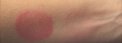 Tarte Cheek stain в оттенке Blushing bride