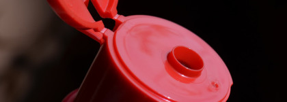 Молочко с дёгтем: японское антивозрастное гиалуроновое лифтинг-молочко Hada Labo Gokujyun Lifting Alpha Milk