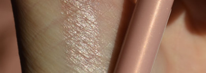 По следам купидона: карандаш-хайлайтер Maybelline New York Color Sensational Highlighting Lip Liner в оттенке 01