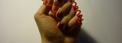 Резинка-браслет для волос InvisiBobble The Traceless Hair Ring Raspberry Red