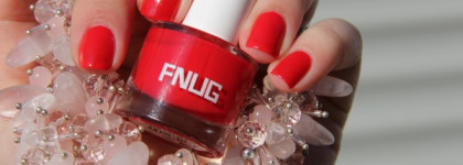 "Набоков" в красных тонах