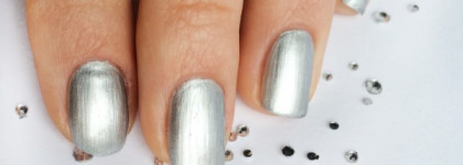 Essence Colour & Go Nail Polish - 141 Icy Princess