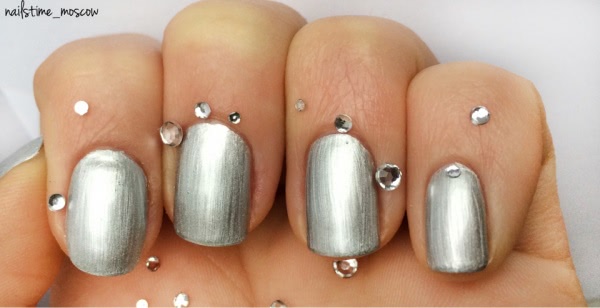 Essence Colour & Go Nail Polish - 141 Icy Princess