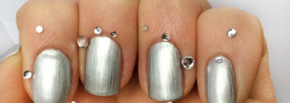 Essence Colour & Go Nail Polish - 141 Icy Princess