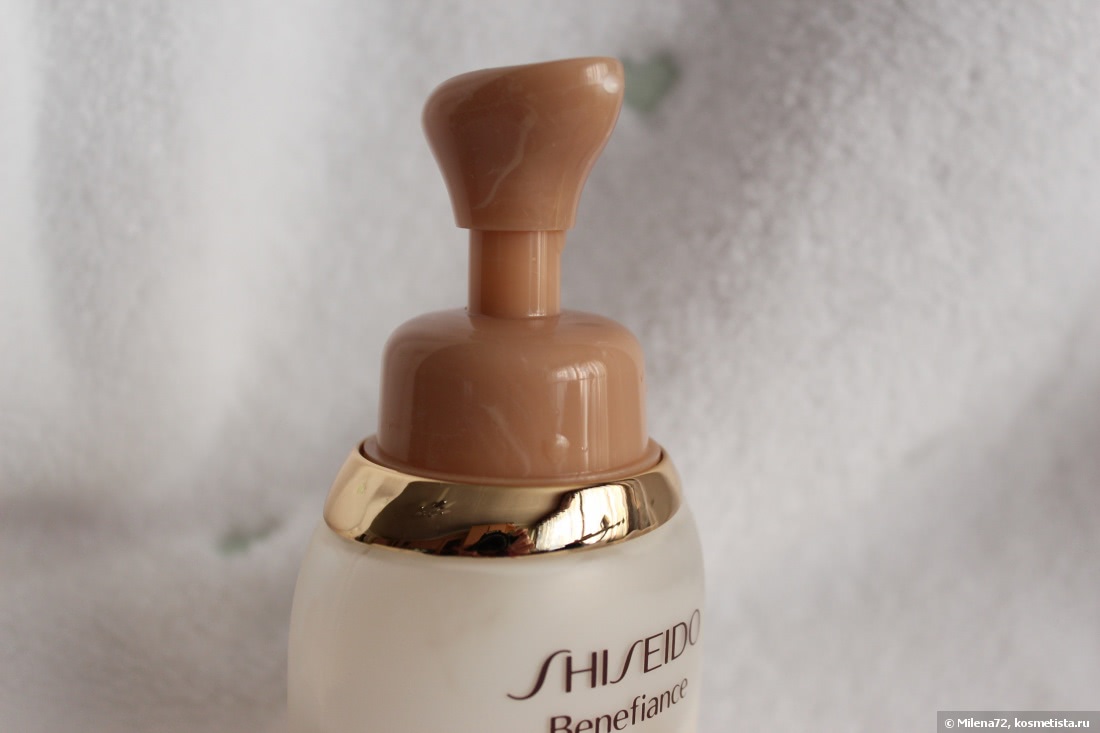 Пенку для снятия макияжа или умывания shiseido