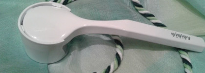 Моё большое разочарование: Sisley Gentle Brush Face And Neck - щеточка для очищения и массажа лица