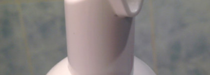 Долгий год с очищающий муссом Uriage Cleansing Make-up Remover Foam