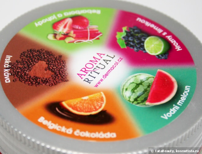 Летний скраб для тела Aroma Ritual Body Scrub Rhubarb and Strawberry от Dermacol