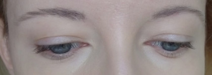 Карандаш для бровей Brow Arcade Automatic Eyebrow Pencil в оттенке 02 от Vivienne Sabo