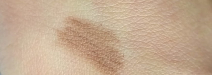 Карандаш для бровей Brow Arcade Automatic Eyebrow Pencil в оттенке 02 от Vivienne Sabo