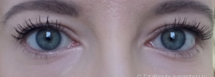 Тушь для ресниц Smokey Eye Mascara в чёрном (01) оттенке от Bobbi Brown
