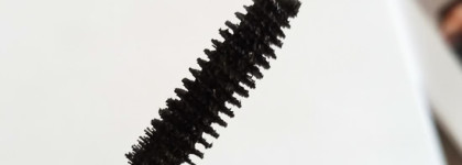 Тушь для ресниц Smokey Eye Mascara в чёрном (01) оттенке от Bobbi Brown