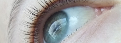 Тушь для ресниц Smokey Eye Mascara в чёрном (01) оттенке от Bobbi Brown