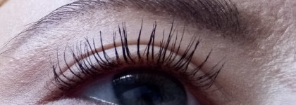 Тушь для ресниц Bad Gal Bang в чёрном оттенке от Benefit