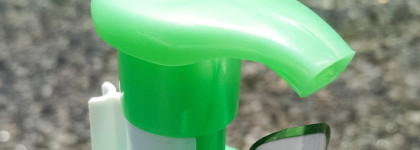 Очищающий мусс для умывания против акне от Biore