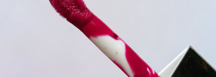 Жидкая помада для губ Pop Liquid Matte Colour + Primer в оттенке 05 sweetheart pop от Clinique