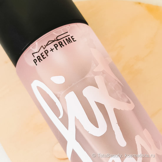 Фиксирующий спрей Prep+Prime Fix+ Rose от Mac