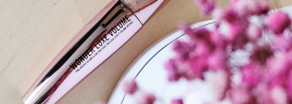 Тушь для ресниц Wonder'Luxe Volume Mascara в чёрном оттенке от Rimmel