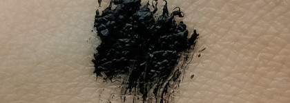 Тушь для ресниц Wonder'Luxe Volume Mascara в чёрном оттенке от Rimmel