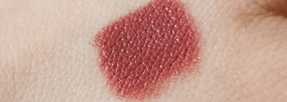 Помада - карандаш для губ от Джессики Альбы Honest Beauty Lip Crayon Demi-Matte в оттенке Marsala