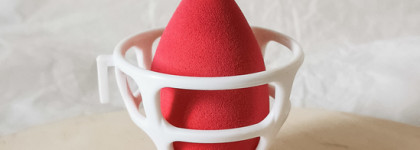 Мой маленький помощник - спонж для макияжа Blender Makeup Sponge от Limoni