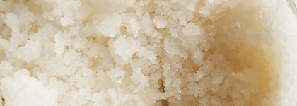 Натуральный соляной скраб для тела с кокосом Coconut Scrub от Telesniy