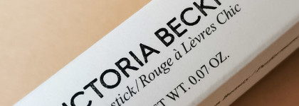 Помада Posh Lipstick в оттенке Pout от Victoria Beckham Beauty
