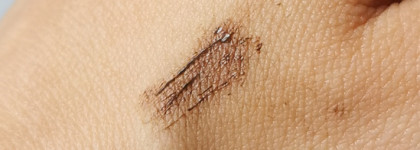 Гель для бровей Wonder'full Brow в оттенке 002 Medium от Rimmel