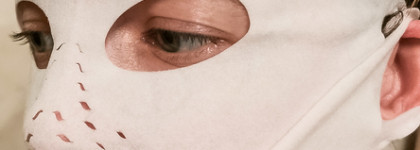 Сухая тканевая маска для лица Instant Magic Facial Dry Sheet Mask от Charlotte Tilbury