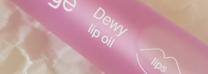 Ежевичное масло для губ Dewy Lip Oil в оттенке Blackberry от Divage
