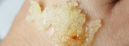 Тропики в ванной со скрабом для тела Франжипани - Монои от Letique