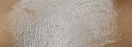 Топ 3: маски для очищения и ровного тона