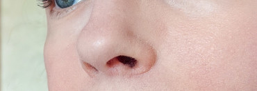 Красавец - стойкий карандаш для губ Salute Slide & Stay в оттенке Urania от OK.Beauty