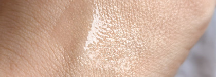 Красивые губы с блеском Mirror Lip Gloss Balm в оттенке 01 от Limoni