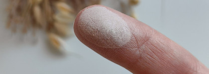 Красивое матирование кожи с полупрозрачной пудрой Lace Powder в оттенке 01 от Limoni