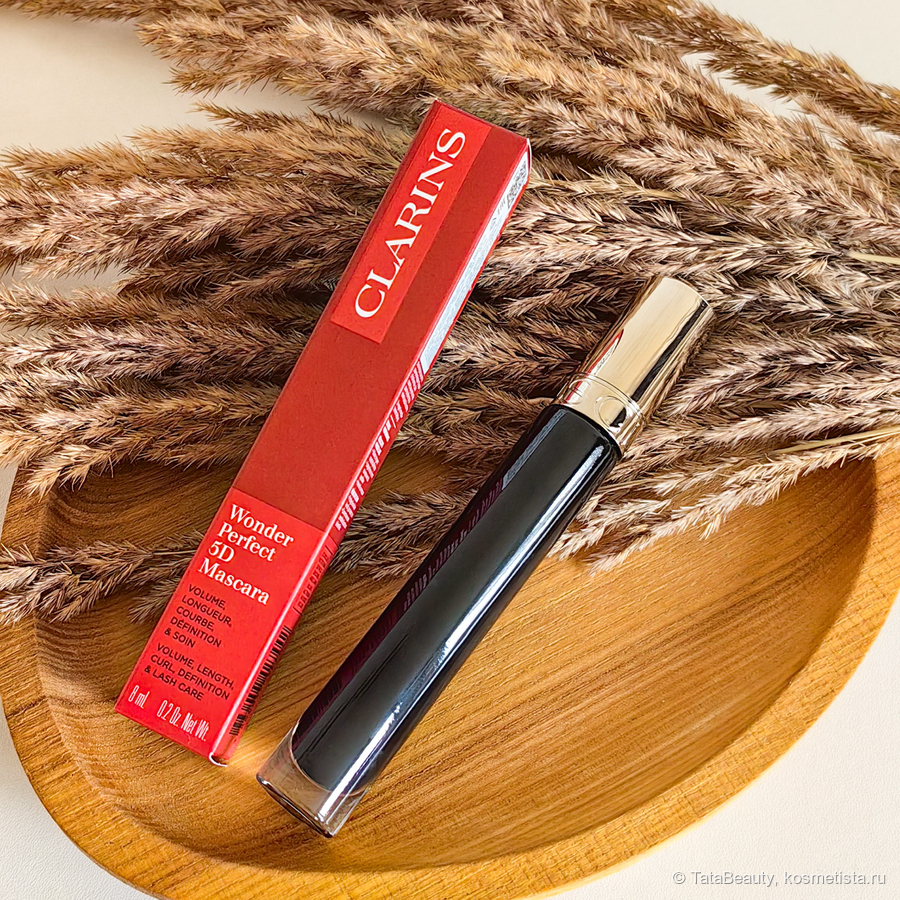 Всё и сразу в туши Mascara Wonder Perfect 5D в оттенке Black от Clarins