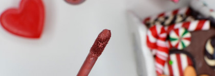 Отличная супер-матовая помада в идеальном оттенке, подходящем под любой макияж