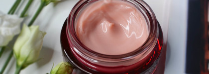 Biotherm Blue Therapy Red Algae Uplift: опыт использования на коже 30-ти и 60-ти лет