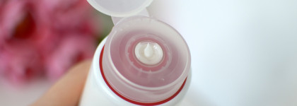 Крем для тела, повышающий упругость Clarins Body Firming: из сухой кураги в спелый персик