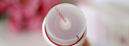 Крем для тела, повышающий упругость Clarins Body Firming: из сухой кураги в спелый персик