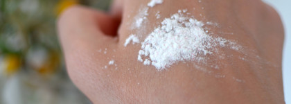 Пилинг-пудра Natura Siberica Vitamin C Daily Peeling Foaming Powder