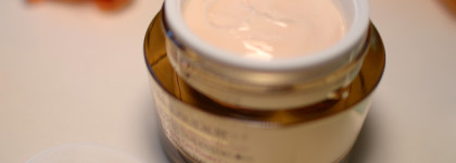 Дневной и вечерний уход с кремами Estée Lauder