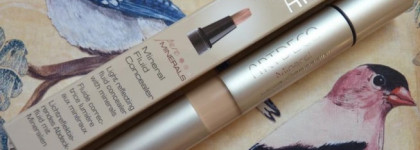 Светоотражающий консилер с минералами Artdeco Mineral Fluid Concealer # 04 Pastel Vanilla