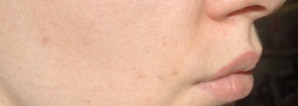 The Body Shop Himalayan Charcoal purifying glow mask - очень хорошая маска