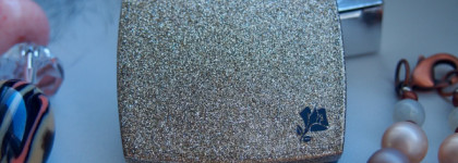 Прекрасные тени из Рождественской коллекции Lancome Christmas Holiday 2017 Paris en Rose Collection No 26