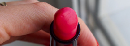 Моя неожиданная любовь с помадой от Yves Rocher Rouge vertige No12 Brilliant shine