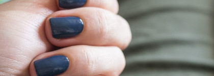 Утонуть в глубинах океана с помощью лака для ногтей Dior