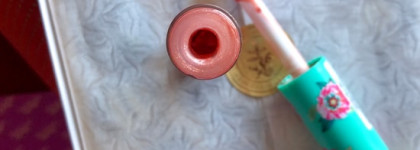 Блеск для губ L’Oreal Paris x Camila Cabello Havana Lip Dew в оттенке 04 Lit up