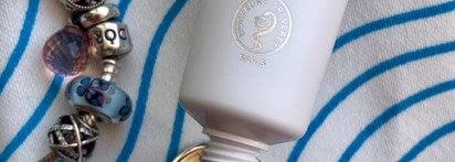 Французский базовый уход за кожей с первыми признаками старения SVR Liftiane